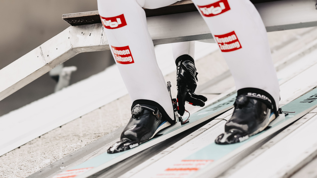 FIS führt Gelbe und Rote Karten im Skispringen ein