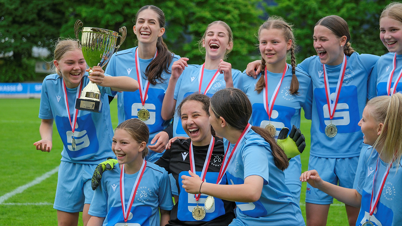 Bühne frei für die Sparkasse Schülerinnenliga!