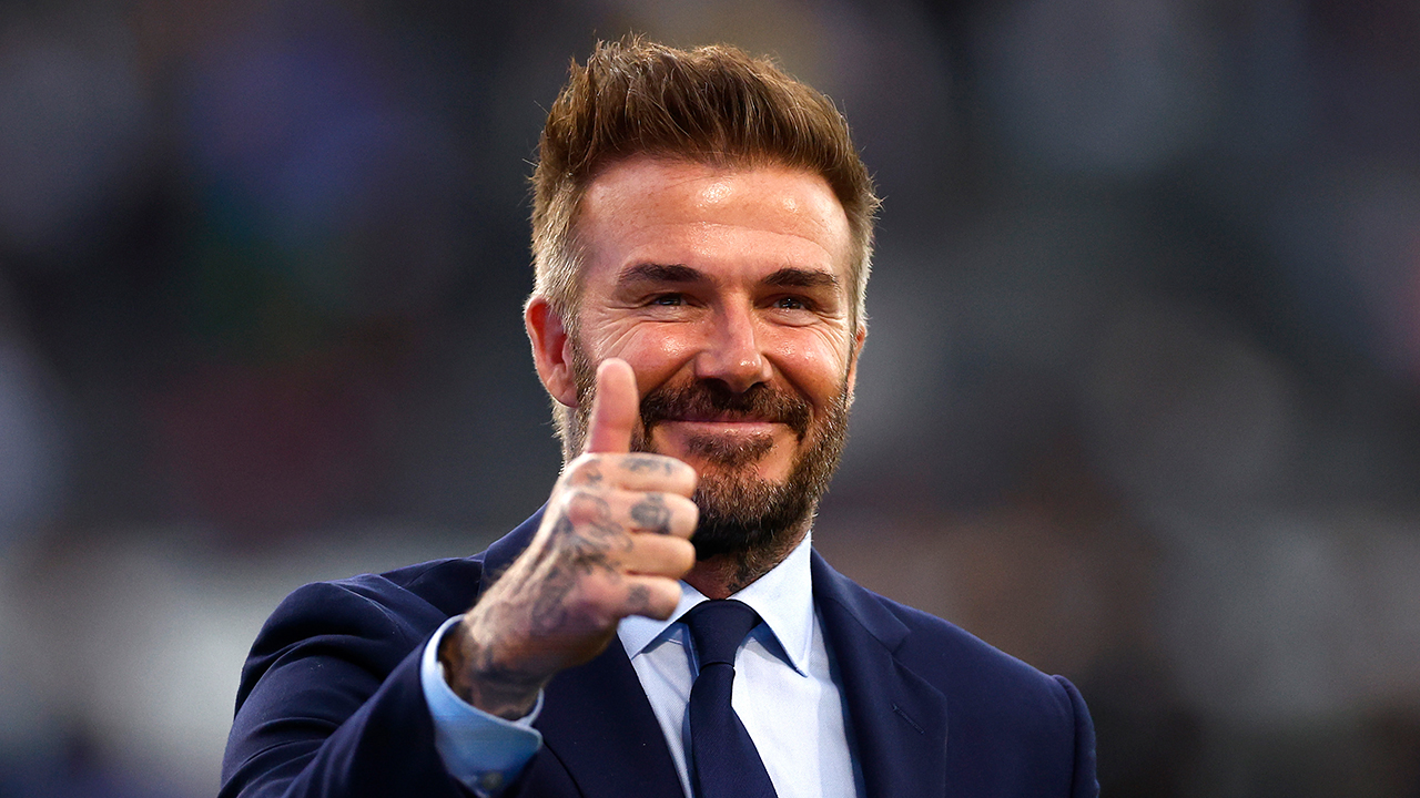 Sir David: Beckham wird zum Ritter geschlagen
