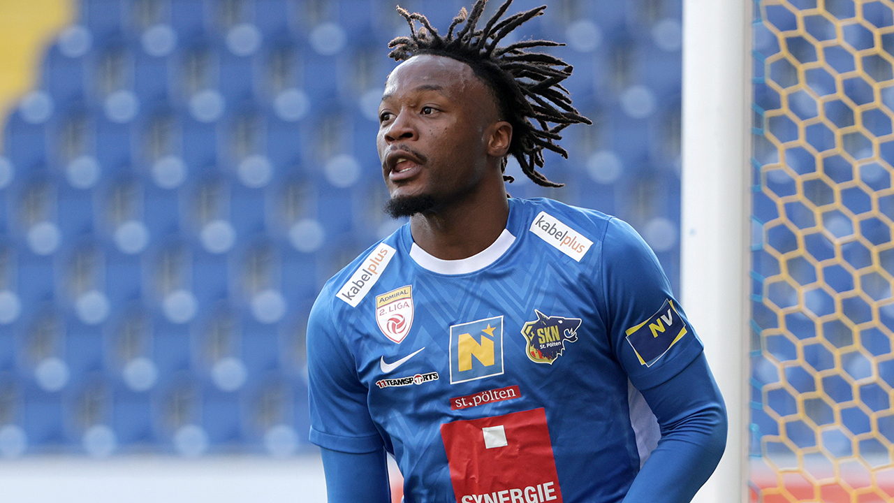 Offiziell! Rapid zieht neuen Stürmer an Land