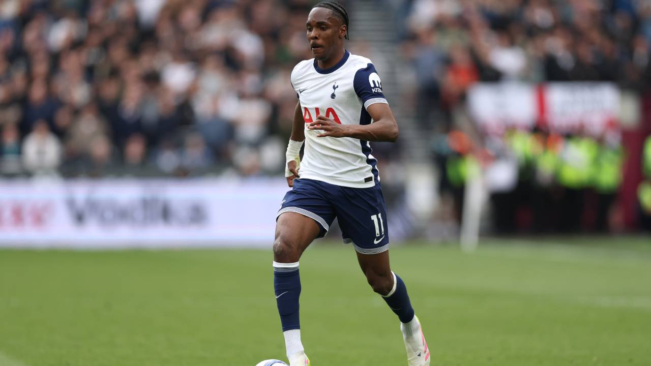 Offiziell! Bayern-Youngster bleibt bei Tottenham