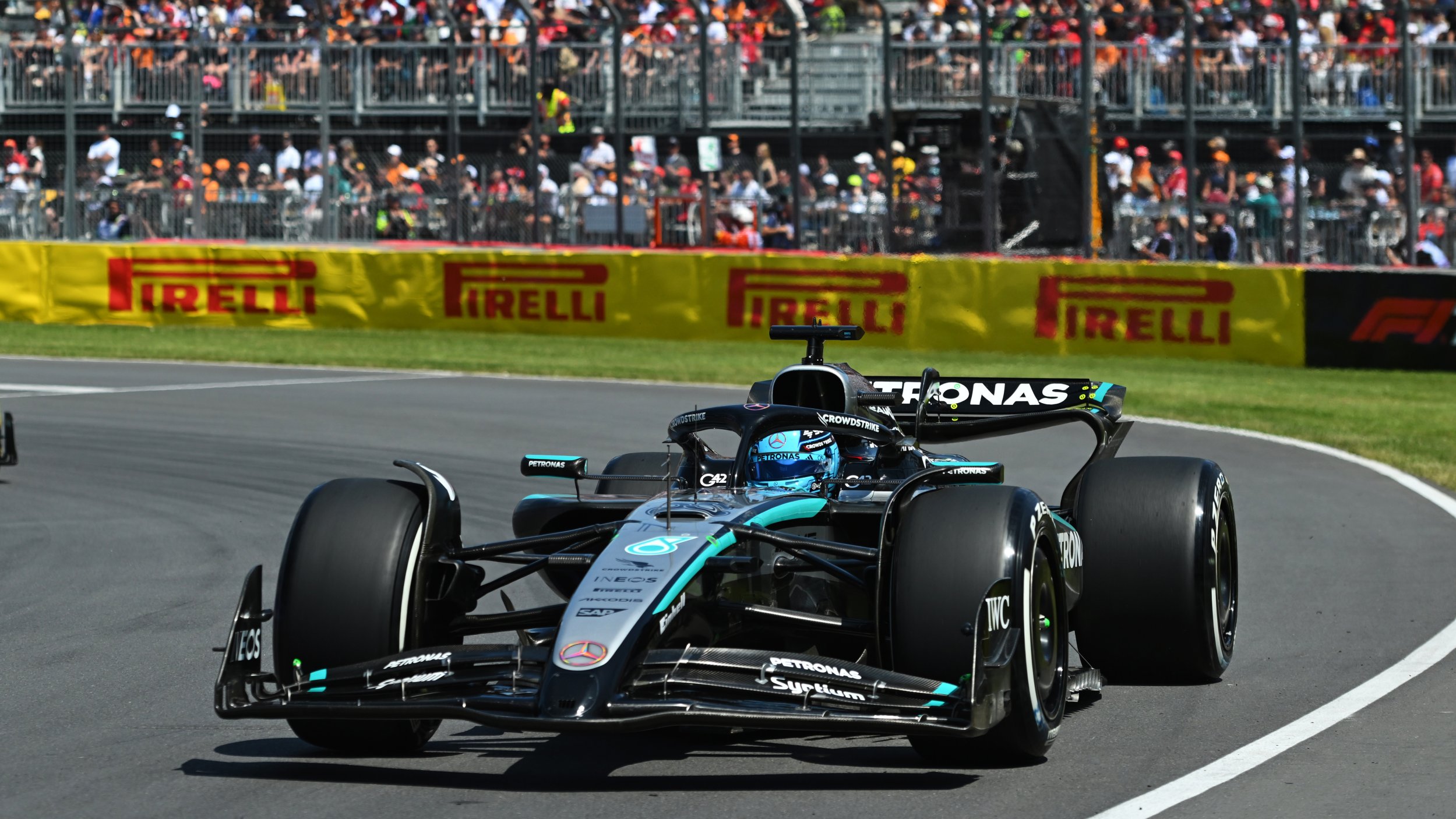 McLaren-Drama! Russell holt ersten Mercedes-Saisonsieg