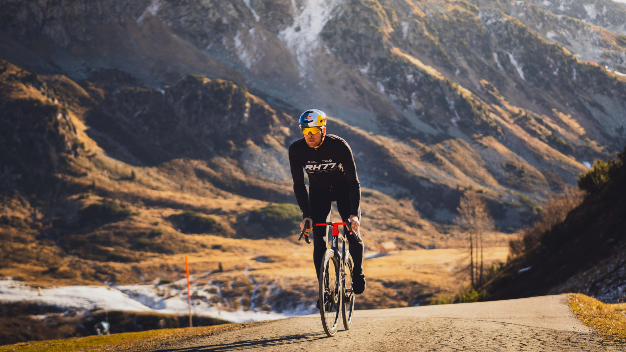 Benjamin Karl probiert sich bei Ultra-Radrennen