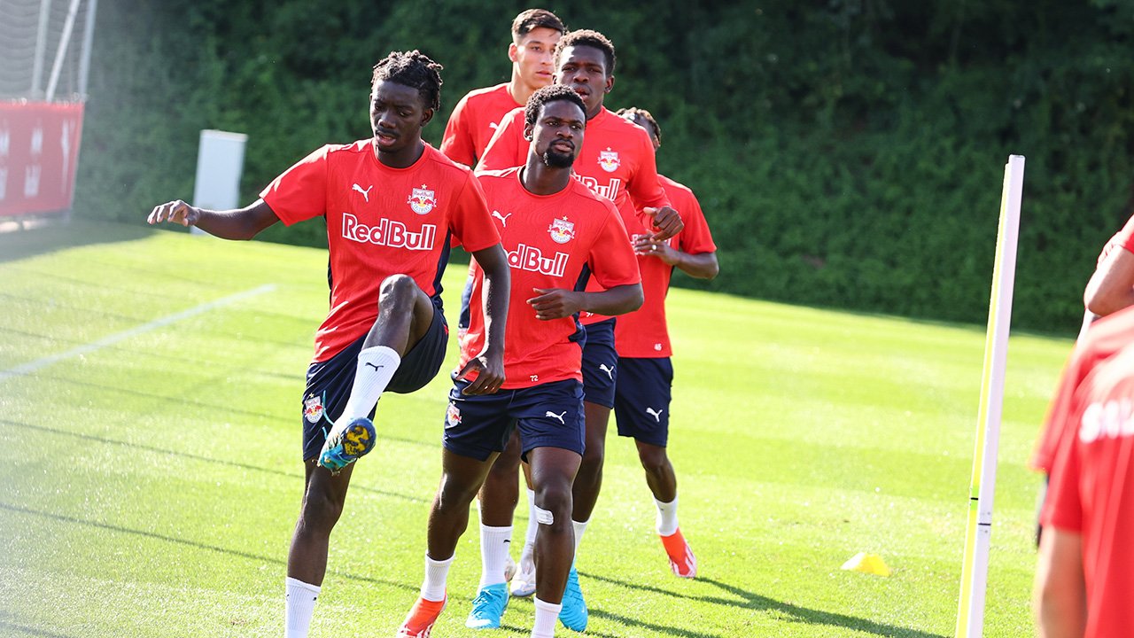 Offiziell! Mittelfeldspieler verlässt Salzburg ablösefrei