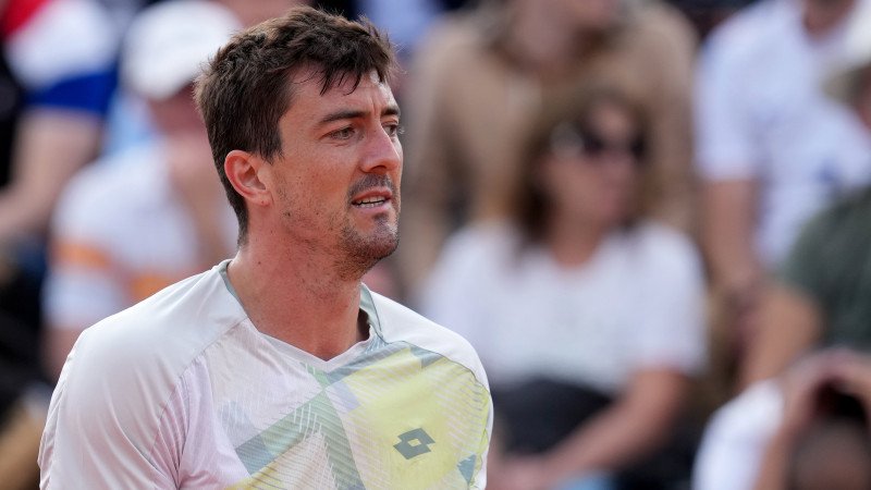 Ofner muss aufgeben: Sorgen vor Wimbledon-Start
