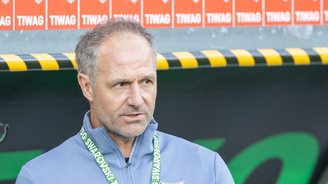 Offiziell! <a href='/de/daten/news/roland-kirchler/' class='tag'>Roland Kirchler</a> bei Austria Salzburg vorgestellt