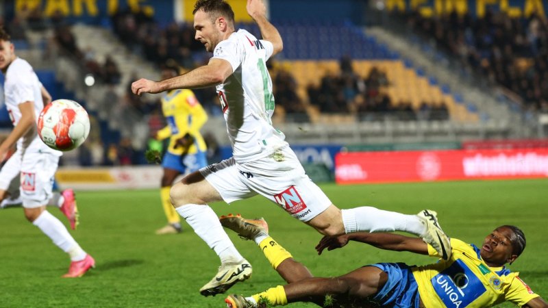 Stürmer von "LigaZwa" in die Champions League