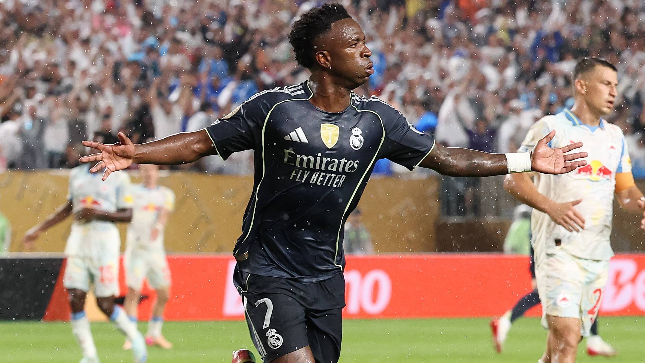 Vini zu stark! Real verabschiedet Salzburg von der Klub-WM