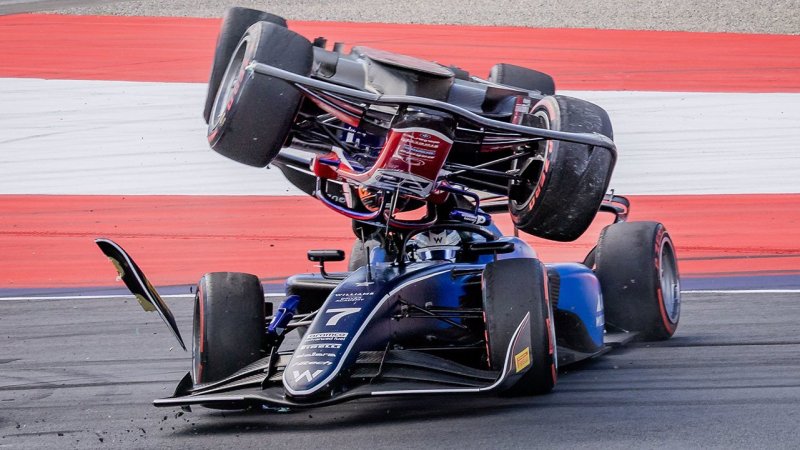 Spektakuläre Bilder: Überschlag-Crash in Spielberg