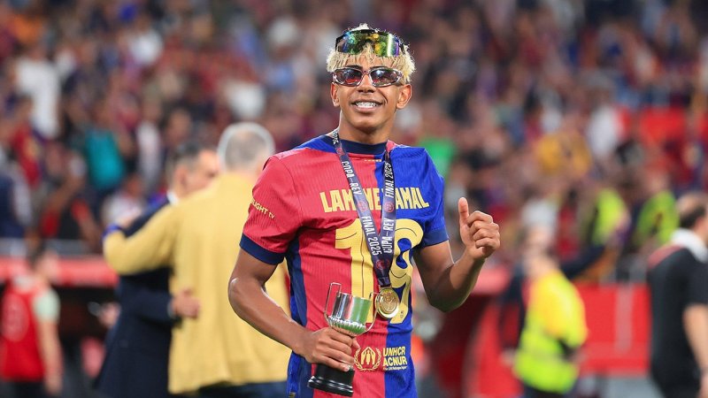 Mega-Vertrag und legendäre Rückennummer für Barcas Yamal