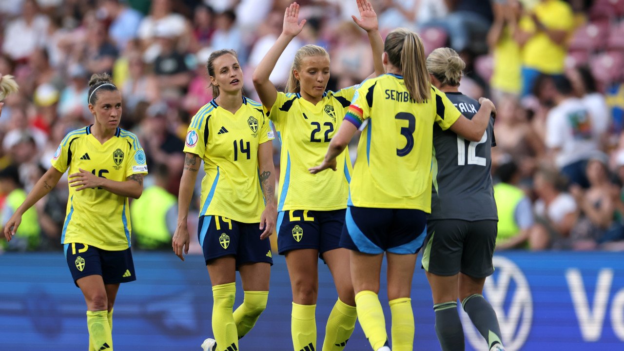 Schweden ringt Dänemark im Skandinavien-Duell nieder