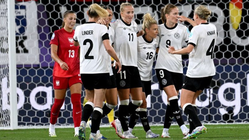 Frauen-EM: Deutschland feiert gelungenen Einstand