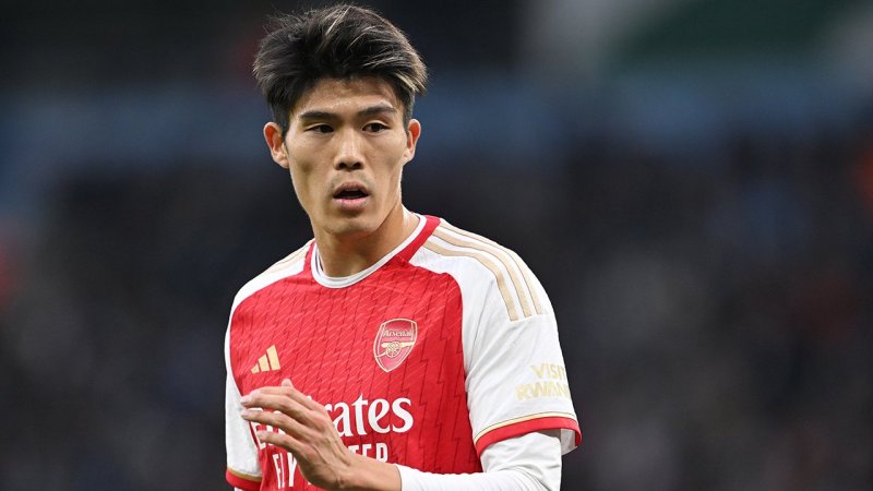 Takehiro Tomiyasu (26)