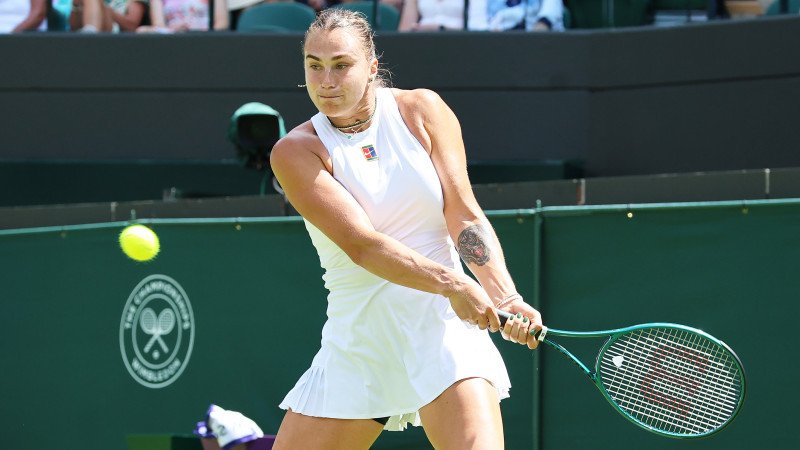 Topgesetzte Sabalenka marschiert in Wimbledon weiter