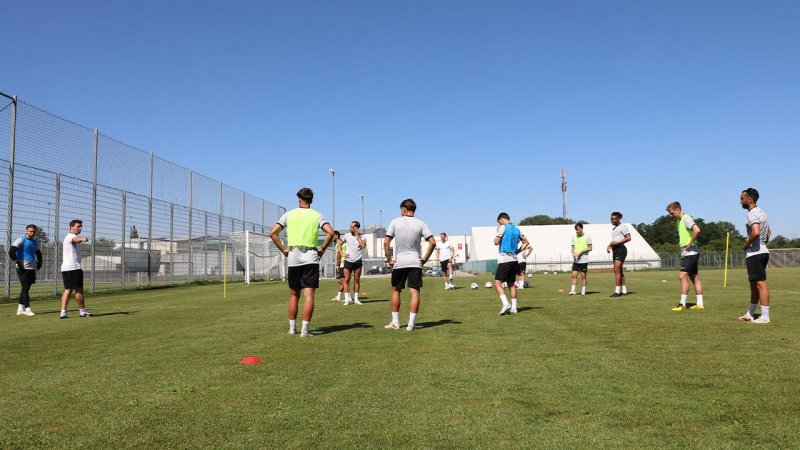 ÖFB-Teamspieler und Ex-Rapidler kommen zum "AMS-Camp"