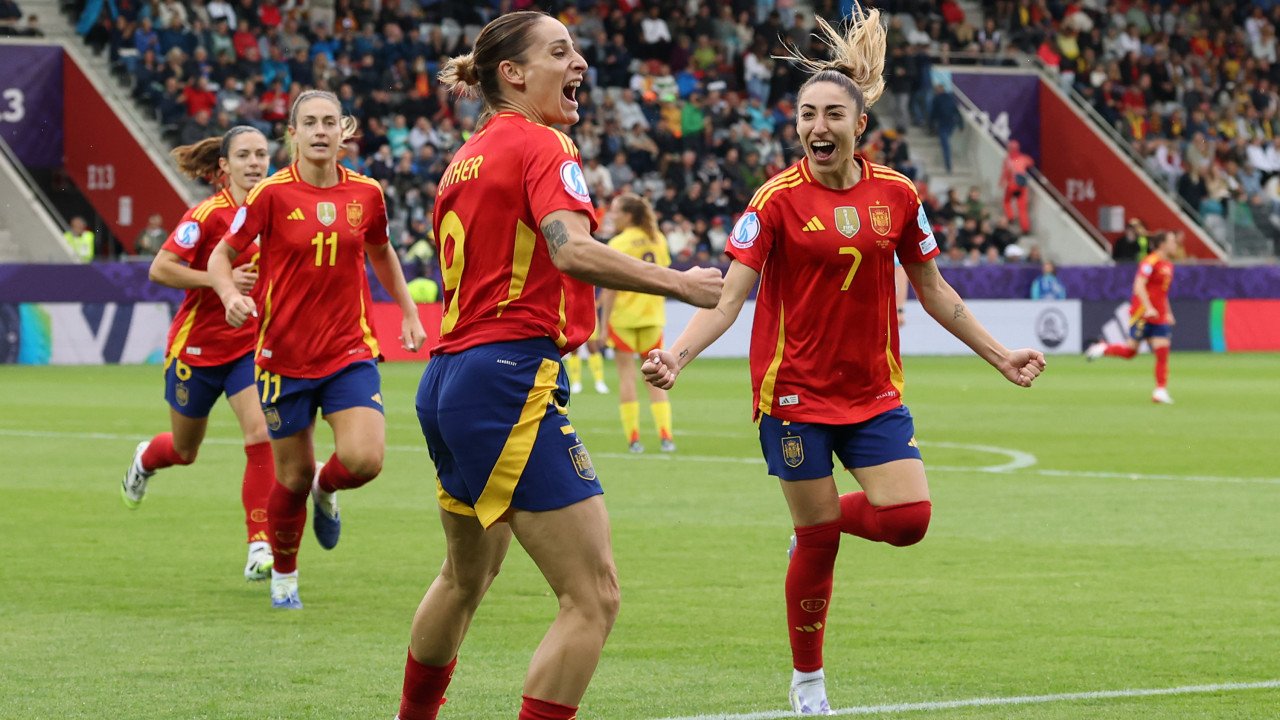 Torfestival bei Frauen-EM: Spanien fertigt Belgien ab