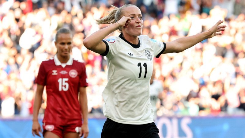 Deutschland dreht Partie gegen Dänemark