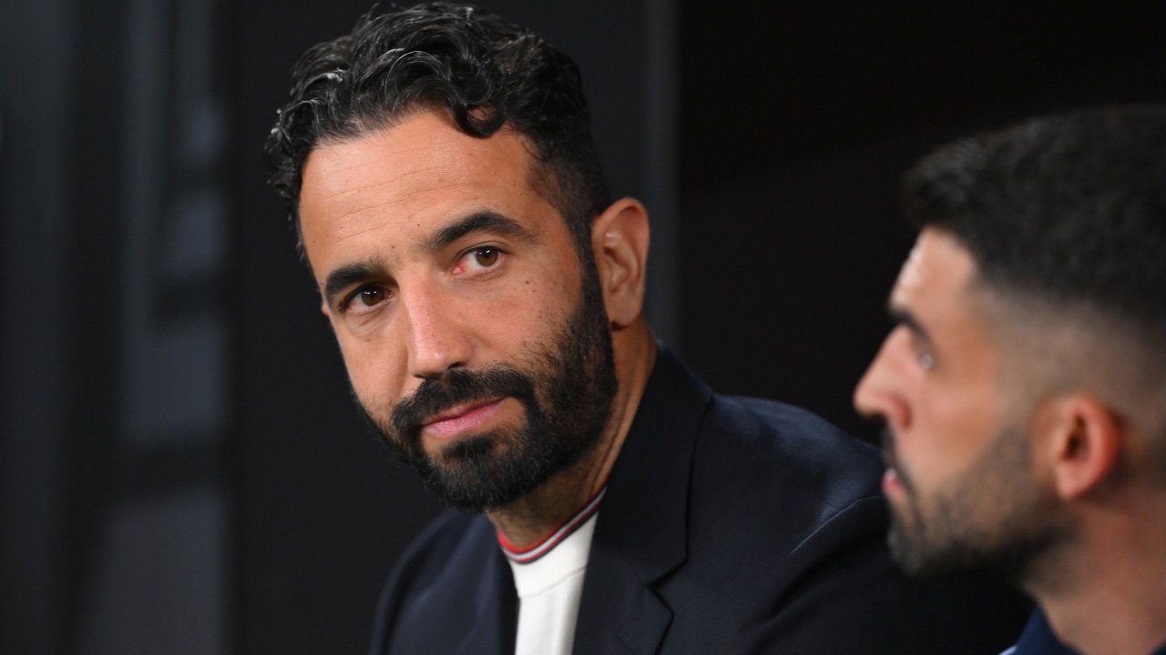 Manchester United verpflichtet einen Mittelstürmer