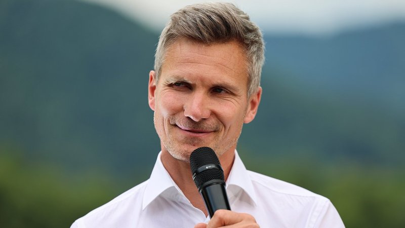 Hat Sturm ehemaligen Salzburg-Torhüter am Zettel?