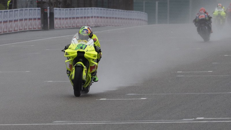 Schulterverletzungen legen MotoGP-Stars lahm
