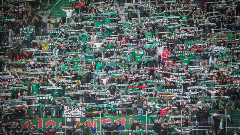 Preisvergleich: So viel kosten die Bundesliga-Abos 2025/26