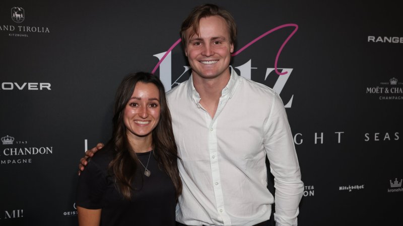 Kitz-"Büchel" & Freunde feiern bei der "Nacht der Legenden"