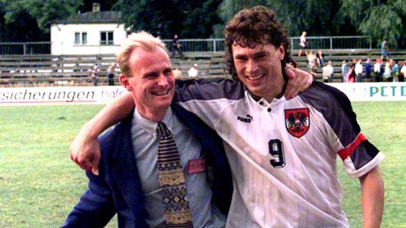 Zeitreise: Als Toni Polster in Estland die Hosen runter ließ