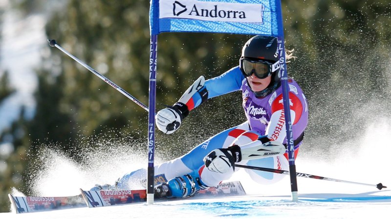 Lara ist weiter Gut für Siege! Schweizer Ski-Queen in Action