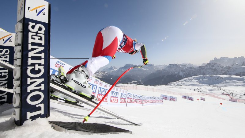 Lara ist weiter Gut für Siege! Schweizer Ski-Queen in Action