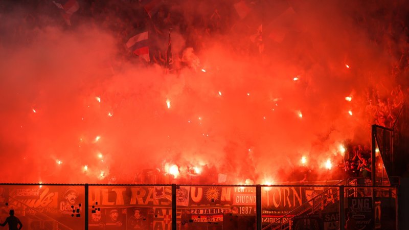 Tolle Pyro-Szenen aus Österreich