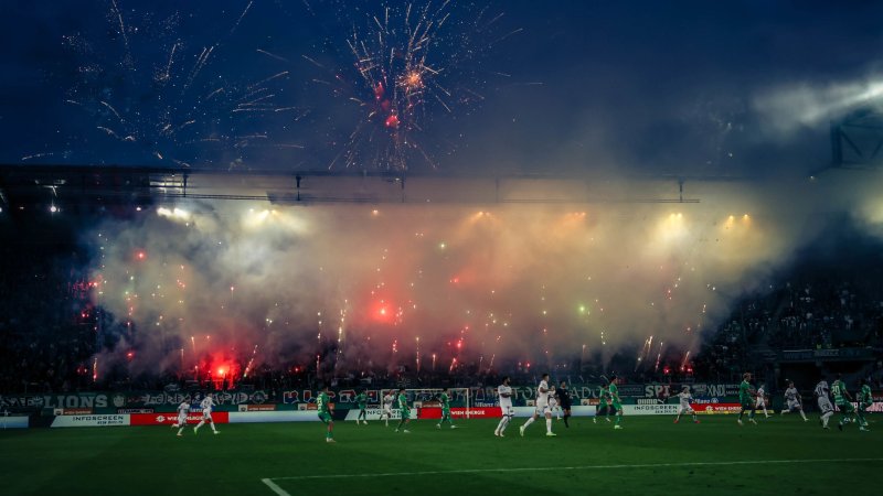Rapid-Ultras feiern ihren 35. Geburtstag