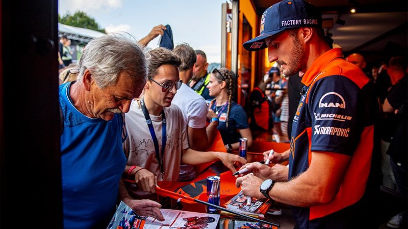 MotoGP-Party! Fans verwandeln Spielberg in ein Tollhaus