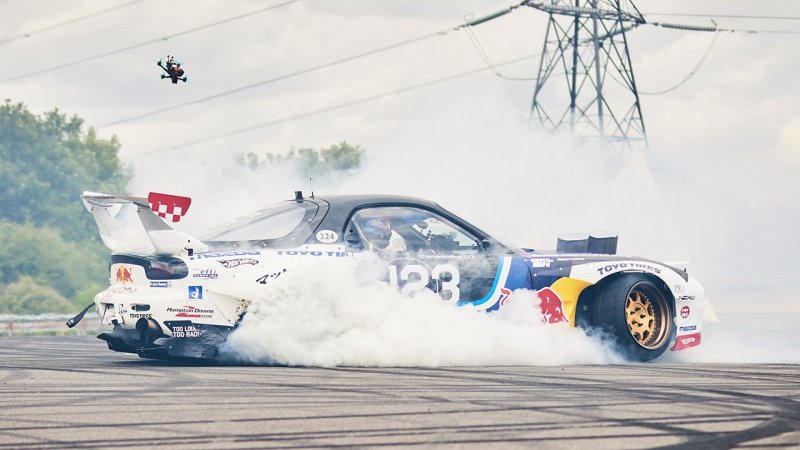 Gib Gummi! Max Verstappen als Drift-König