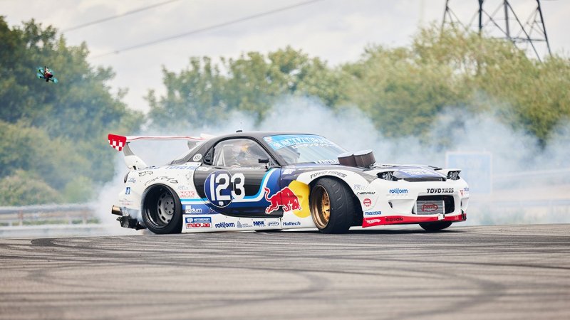 Gib Gummi! Max Verstappen als Drift-König