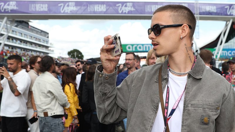 Brad Pitt & Co. - die Promis beim Silverstone-GP 2023