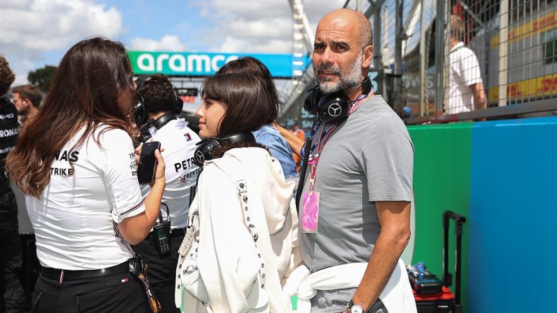 Brad Pitt & Co. - die Promis beim Silverstone-GP 2023