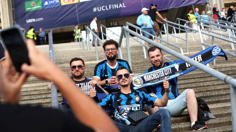 Final-Fieber! Fans sorgen für Partystimmung in Istanbul