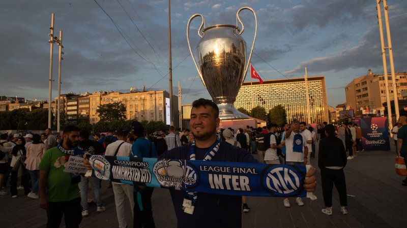 Final-Fieber! Fans sorgen für Partystimmung in Istanbul
