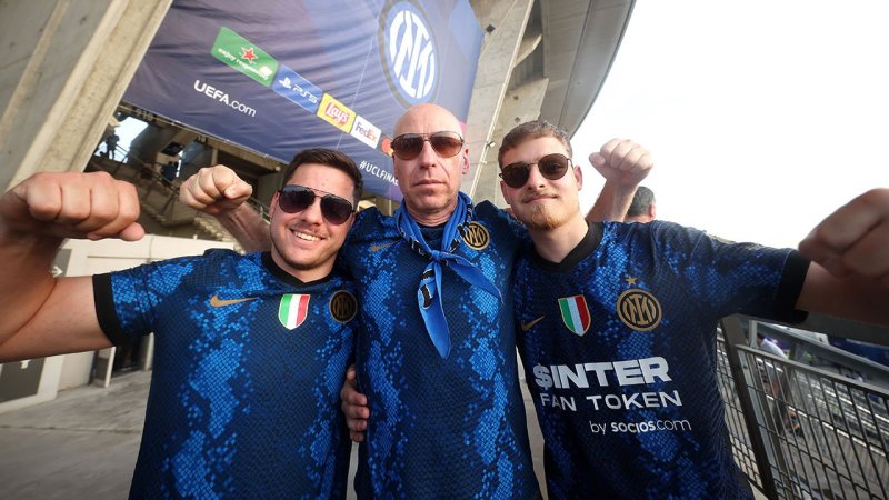 Final-Fieber! Fans sorgen für Partystimmung in Istanbul