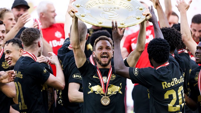 Bilder! So zelebriert Salzburg die Meisterteller-Übergabe