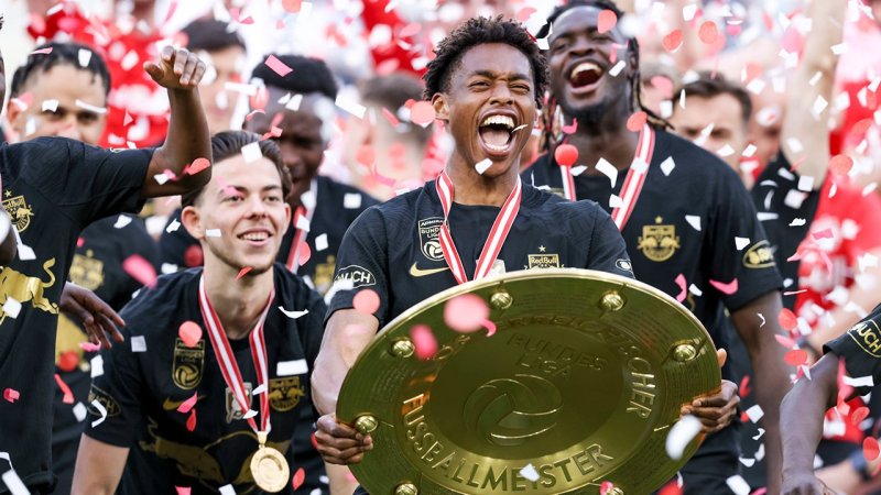 Bilder! So zelebriert Salzburg die Meisterteller-Übergabe