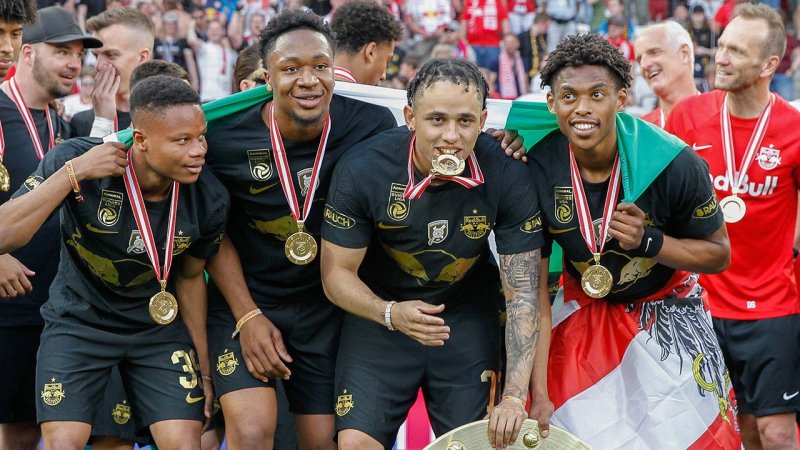 Bilder! So zelebriert Salzburg die Meisterteller-Übergabe