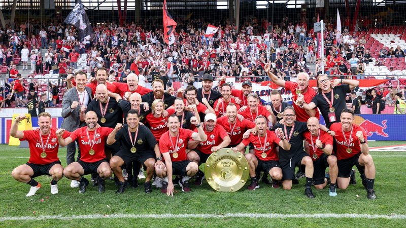 Bilder! So zelebriert Salzburg die Meisterteller-Übergabe