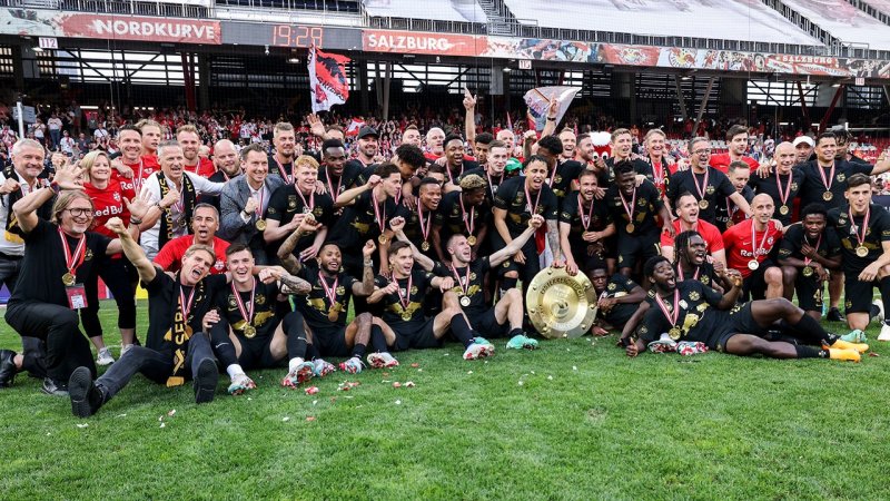 Bilder! So zelebriert Salzburg die Meisterteller-Übergabe