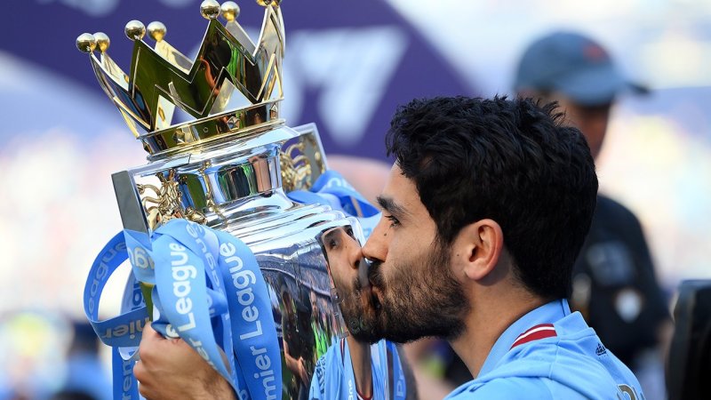 So lässt es Manchester City bei der Meisterfeier krachen