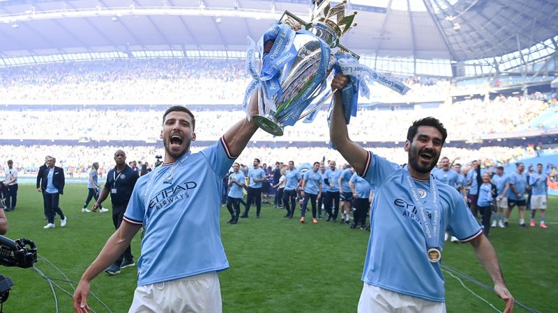So lässt es Manchester City bei der Meisterfeier krachen