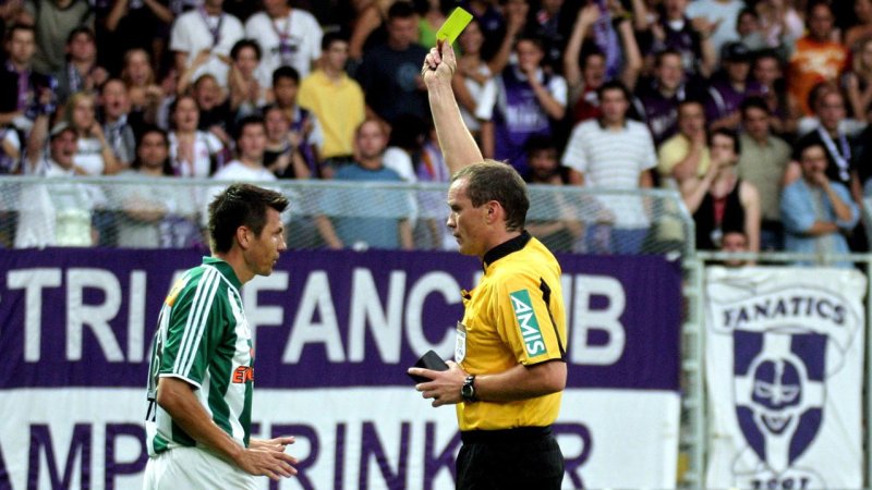 Diese Bundesliga-Kicker sahen die meisten Gelben Karten