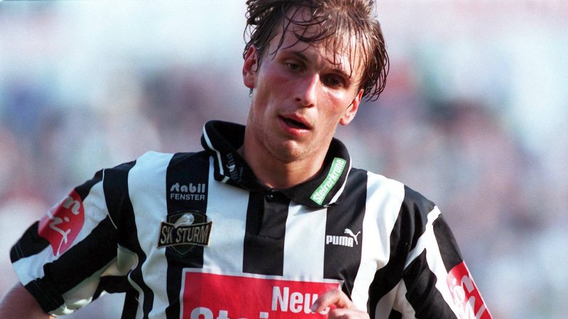 Diese Bundesliga-Kicker sahen die meisten Gelben Karten