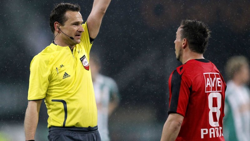 Diese Bundesliga-Kicker sahen die meisten Gelben Karten