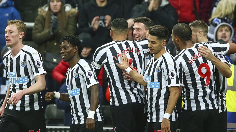 Deloitte Ranking umsatzstaerkste Klubs Diashow